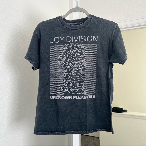 Joy Division Band Tee - Picture 2 of 3